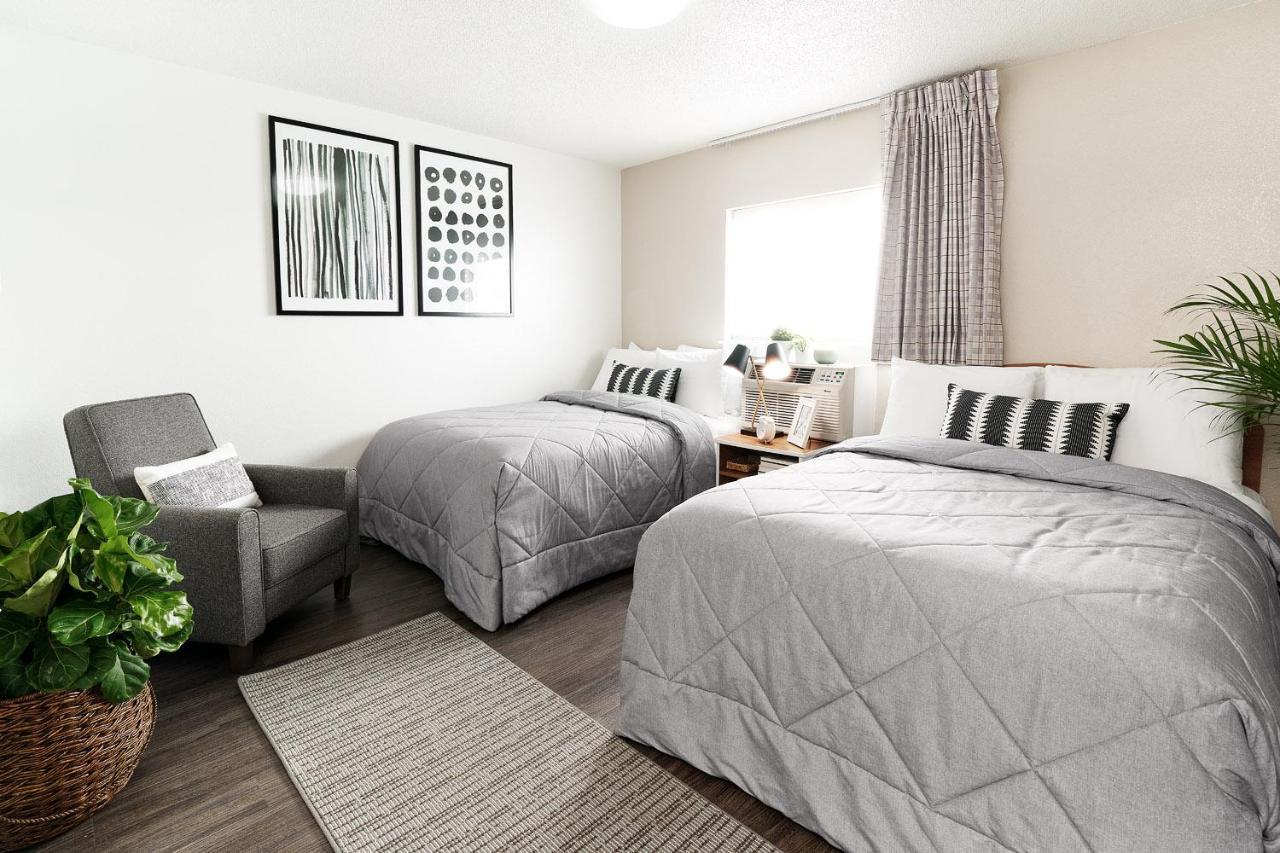 Intown Suites Extended Stay Tampa Fl Orient Park Екстер'єр фото